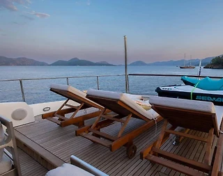 Datça'nın Serin Sularında, Kalabalık Ailelere Uygun, Lüks Motoryat - 5