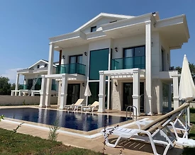 Fethiye Ölüdeniz'de Geniş Ailelere Uygun, Özel Havuzlu, Kiralık Villa - 2
