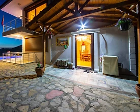 Marmaris Söğüt'te Deniz ve Doğa Manzaralı, Özel Havuzlu, Lüks Villa - 3