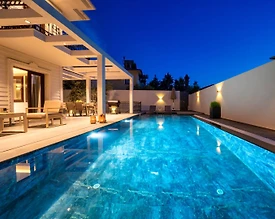 Fethiye Ölüdeniz'de Lüks Tasarıma Sahip, Özel Havuzlu Kiralık Villa - 2