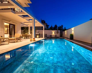 Fethiye Ölüdeniz'de Lüks Tasarıma Sahip, Özel Havuzlu Kiralık Villa - 2