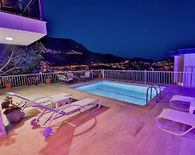 Kaş Kalkan'da Deniz Manzaralı, Özel Havuzlu, Merkezi Villa - 2