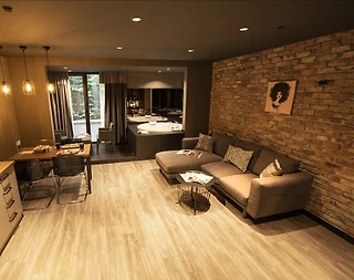 İstanbul Ataşehir'de Merkezi Konumda, Jakuzili, Kiralık Suit - 3