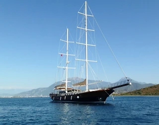 Muğla Fethiye'de 10 Kişilik, Geniş İç Hacme Sahip, Ahşap Gulet - 4