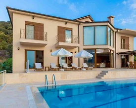 Kaş Andifli'de Enfes Deniz Manzaralı, Olimpik Havuzlu, Kiralık Villa - 3