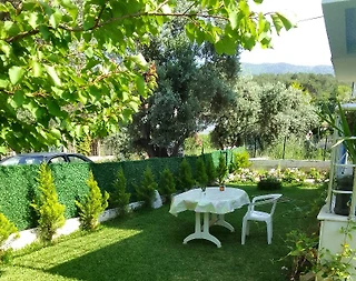 Kuşadası Güzelçamlı'da Elverişli Konumda, Denize Yakın, Konforlu Villa - 5