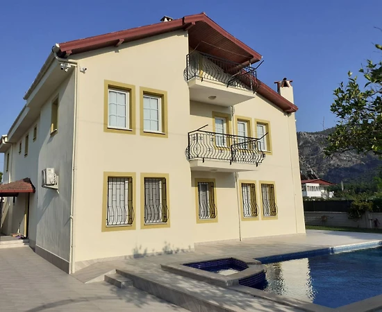 Muğla Ortaca'da Dağ Manzaralı, Ortak Havuzlu, 12 Kişilik Villa - 1