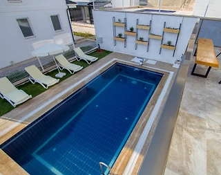 Fethiye Çalış'ta Lüks Tasarımlı, Özel Havuzlu, 8 Kişilik Villa - 3