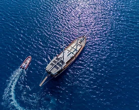 Marmaris'in Serin Sularında, 5 Kabinli, 10 Kişilik Gulet - 2