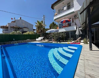 Antalya Demre'de Enfes Deniz Manzaralı, Özel Havuzlu, Konforlu Villa - 1