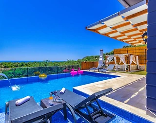 Demre Karabucak'ta Çekirdek Ailelere Uygun, Özel Havuzlu, Şık Villa - 3