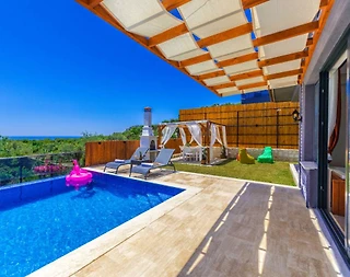 Demre Karabucak'ta Çekirdek Ailelere Uygun, Özel Havuzlu, Şık Villa - 4