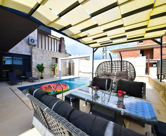 Demre Karabucak'ta Sakin Konumda, Özel Havuzlu, Saunalı Villa - 1