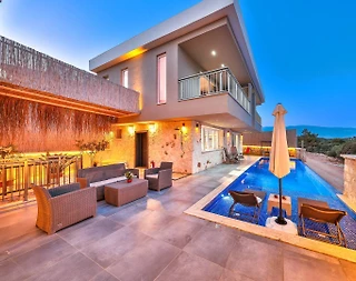 Antalya Demre'de Plaja Yakın, Özel Havuzlu, Saunalı ve Hamamlı Villa - 1