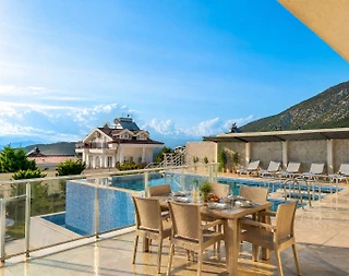 Fethiye Ölüdeniz'de Geniş Ailelere Uygun, Özel Havuzlu, Merkezi Villa - 5