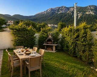 Fethiye Ölüdeniz'de Geniş Ailelere Uygun, Özel Havuzlu, Merkezi Villa - 4