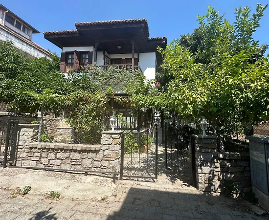 Ula Akyaka'da Denize Yakın, Geniş Ailelere Uygun, Müstakil Ev - 1