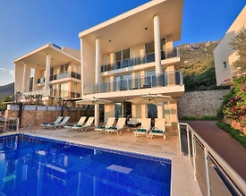 Kaş Kalkan'da Geniş Ailelere Uygun, Isıtmalı Havuzlu, Modern Villa - 3