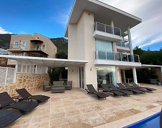 Kaş Kalkan'da Yeşillikler Arasında, Özel Havuzlu, Lüks Villa - 2
