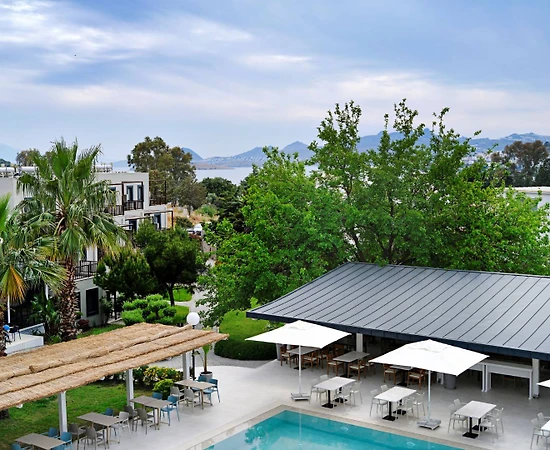 Bodrum Bitez'de Konforlu Tasarımlı, Ortak Havuzlu, Kiralık Daire - 1