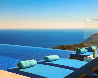 Kaş Bezirgan'da Deniz Manzaralı, Sonsuzluk Havuzlu, Modern Villa - 1