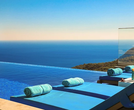 Kaş Bezirgan'da Deniz Manzaralı, Sonsuzluk Havuzlu, Modern Villa - 1