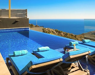 Kaş Bezirgan'da Deniz Manzaralı, Sonsuzluk Havuzlu, Modern Villa - 3