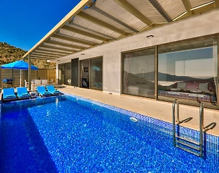 Kaş Bezirgan'da Deniz Manzaralı, Sonsuzluk Havuzlu, Modern Villa - 4