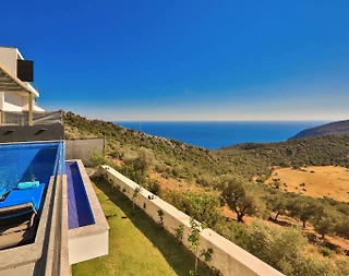 Kaş Bezirgan'da Deniz Manzaralı, Sonsuzluk Havuzlu, Modern Villa - 5