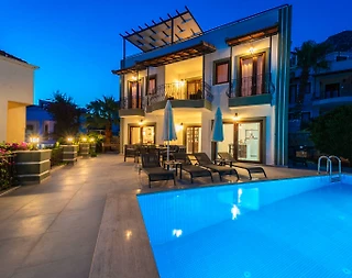 Kaş Kalkan'da Büyük Aile Gruplarına Uygun, Özel Havuzlu, Şık Villa - 3