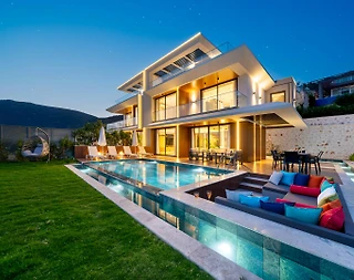 Kaş Kalkan'da Enfes Deniz Manzaralı, Özel Havuzlu, Kiralık Villa - 1