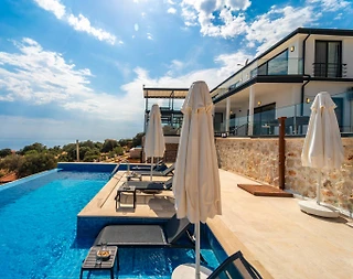 Kaş Gökçeören'de Enfes Deniz Manzaralı, Özel Havuzlu, Kiralık Villa - 3