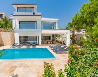 Kaş Kalkan'da Merkezi Konumda, Özel Havuzlu, Modern Villa - 1
