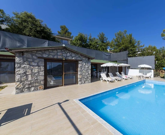 Kaş İslamlar'da  Müthiş Deniz Manzaralı, Sonsuzluk Havuzlu, Kiralık Villa - 1