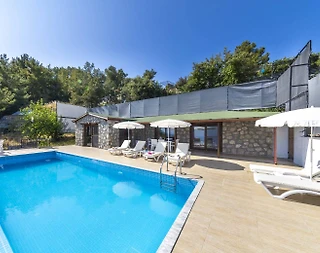 Kaş İslamlar'da Müthiş Deniz Manzaralı, Sonsuzluk Havuzlu, Kiralık Villa - 2