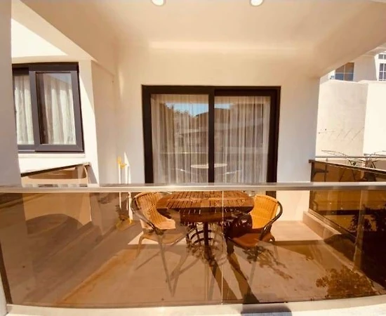 Muğla Bodrum'da Denize Yakın Konumda, Modern Tasarımlı, 1+1 Suit - 1