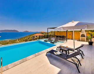 Kaş Belenli'de Panoramik Deniz Manzaralı, Özel Havuzlu, Şık Villa - 4