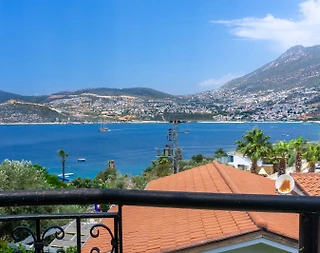 Kaş Kalkan'da Enfes Deniz Manzaralı, Özel Havuzlu, Nezih Villa - 1
