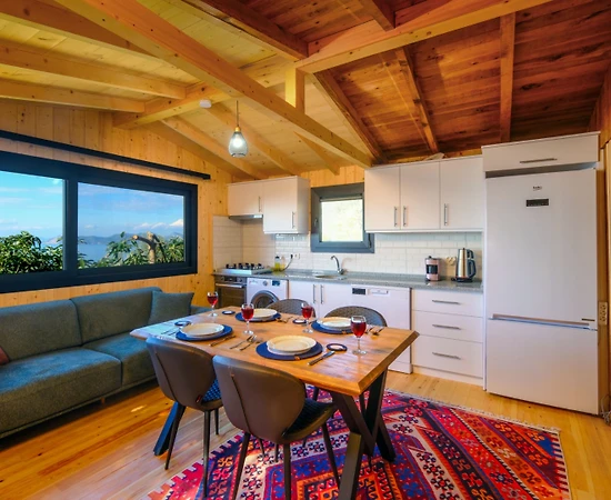 Fethiye Faralya'da Enfes Doğada, Deniz Manzaralı, Ahşap Ev - 1