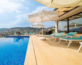 Kaş Kalkan'da Geniş Alanlara Sahip, Özel Havuzlu, Manzaralı Villa - 3