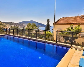 Kaş Kalkan'da Merkezi Konumda, Özel Havuzlu, Konforlu Villa - 3