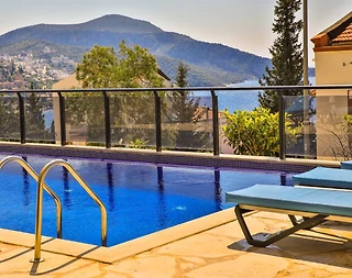 Kaş Kalkan'da Merkezi Konumda, Özel Havuzlu, Konforlu Villa - 2