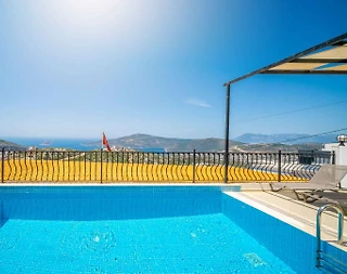 Kaş Bezirgan'da Deniz Manzaralı, Kalabalık Ailelere Uygun, Lüks Villa - 3