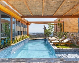 Kaş Bezirgan'da Tasarımıyla Büyüleyen, Özel Havuzlu, Ahşap Villa - 3