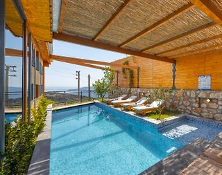 Kaş Bezirgan'da Tasarımıyla Büyüleyen, Özel Havuzlu, Ahşap Villa - 5