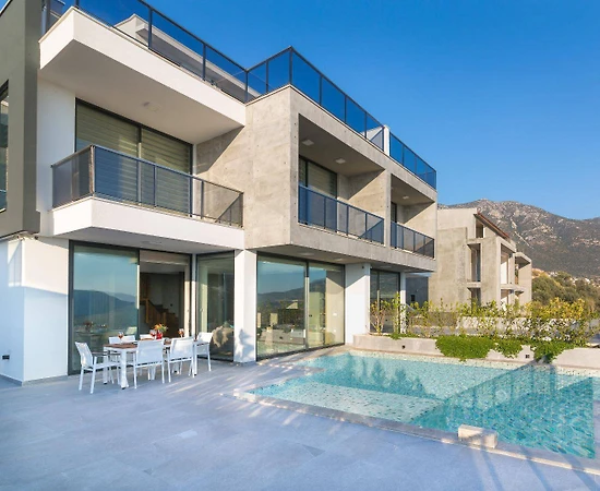 Kaş Kalkan'da Deniz Manzaralı, Özel Havuzlu, Jakuzili, Konforlu Villa - 1