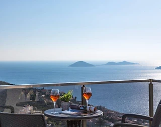 Kaş Kalkan'da Deniz Manzaralı, Özel Havuzlu, Jakuzili, Konforlu Villa - 2