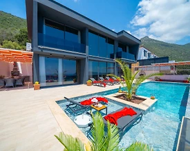 Kaş Belenli'de Deniz ve Doğa Manzaralı, Özel Havuzlu, 3+1 Villa - 3