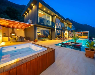 Kaş Belenli'de Deniz ve Doğa Manzaralı, Özel Havuzlu, 3+1 Villa - 1