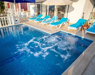 Kaş Kalkan'da Enfes Manzaraya Sahip, Özel Havuzlu, Kiralık Villa - 2